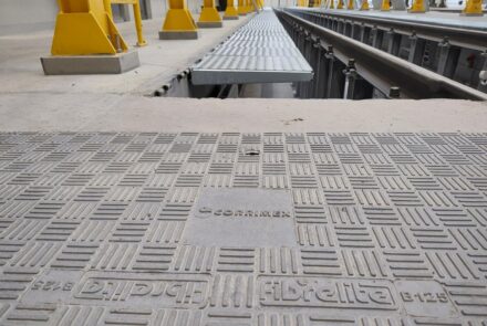 Nowe pokrywy najazdowe w zajezdni tramwajowej w Krakowie